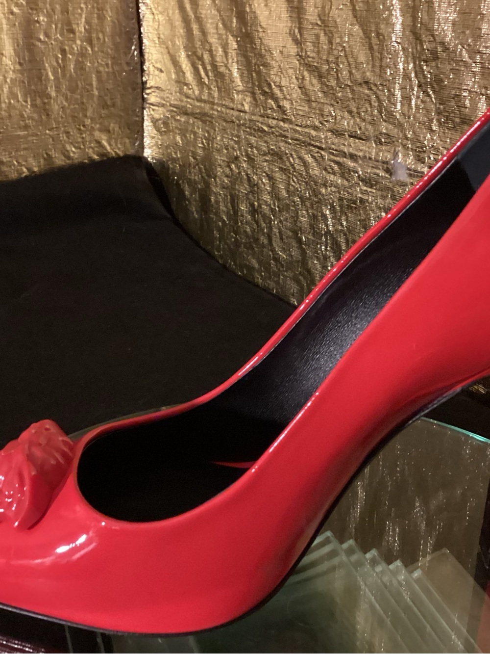 Versace Red Patent Leather Pointed-Toe Pumps with Medusa Accent - Picture 10 of 10